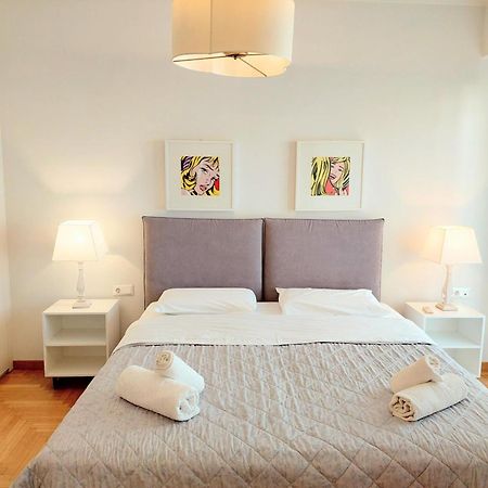 Elegant Apartment In Acropolis アテネ エクステリア 写真