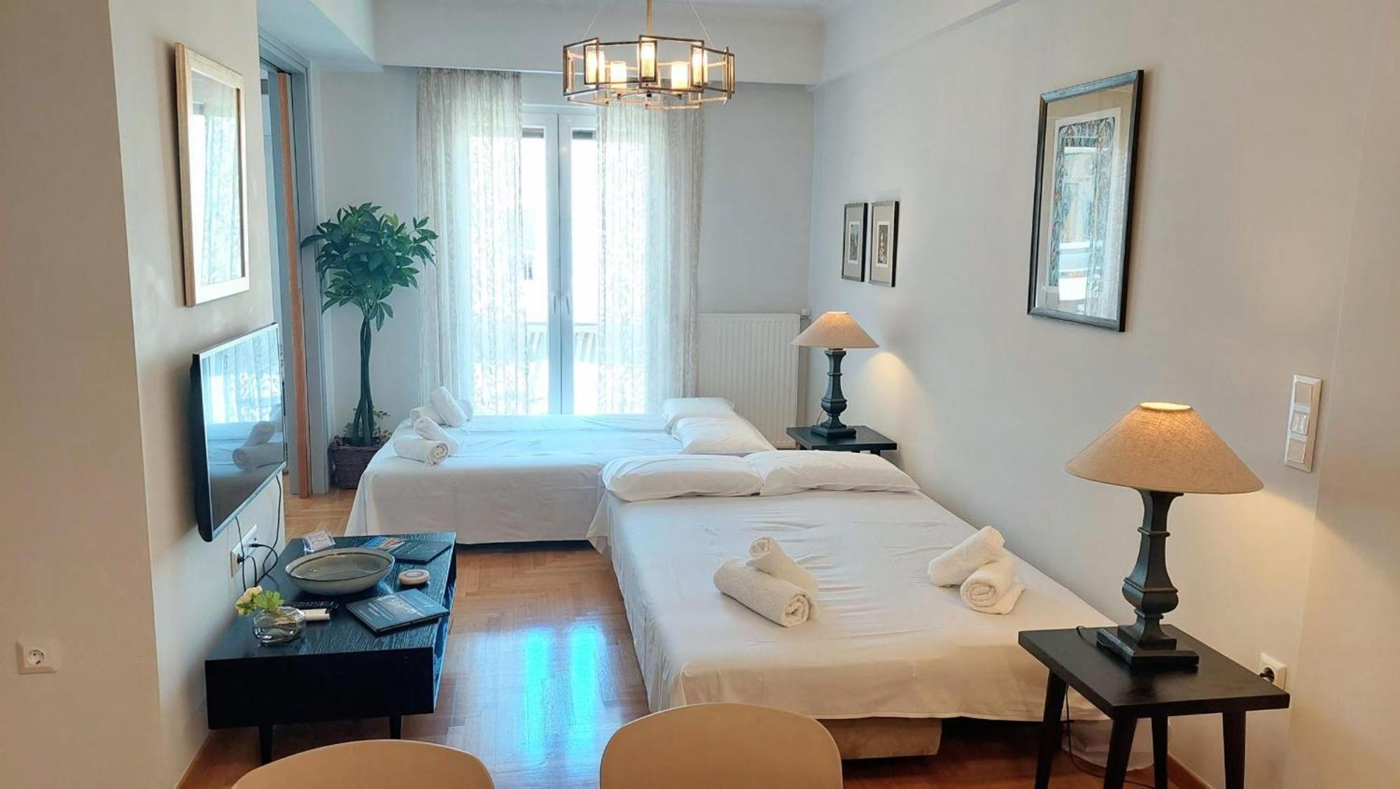 Elegant Apartment In Acropolis アテネ エクステリア 写真