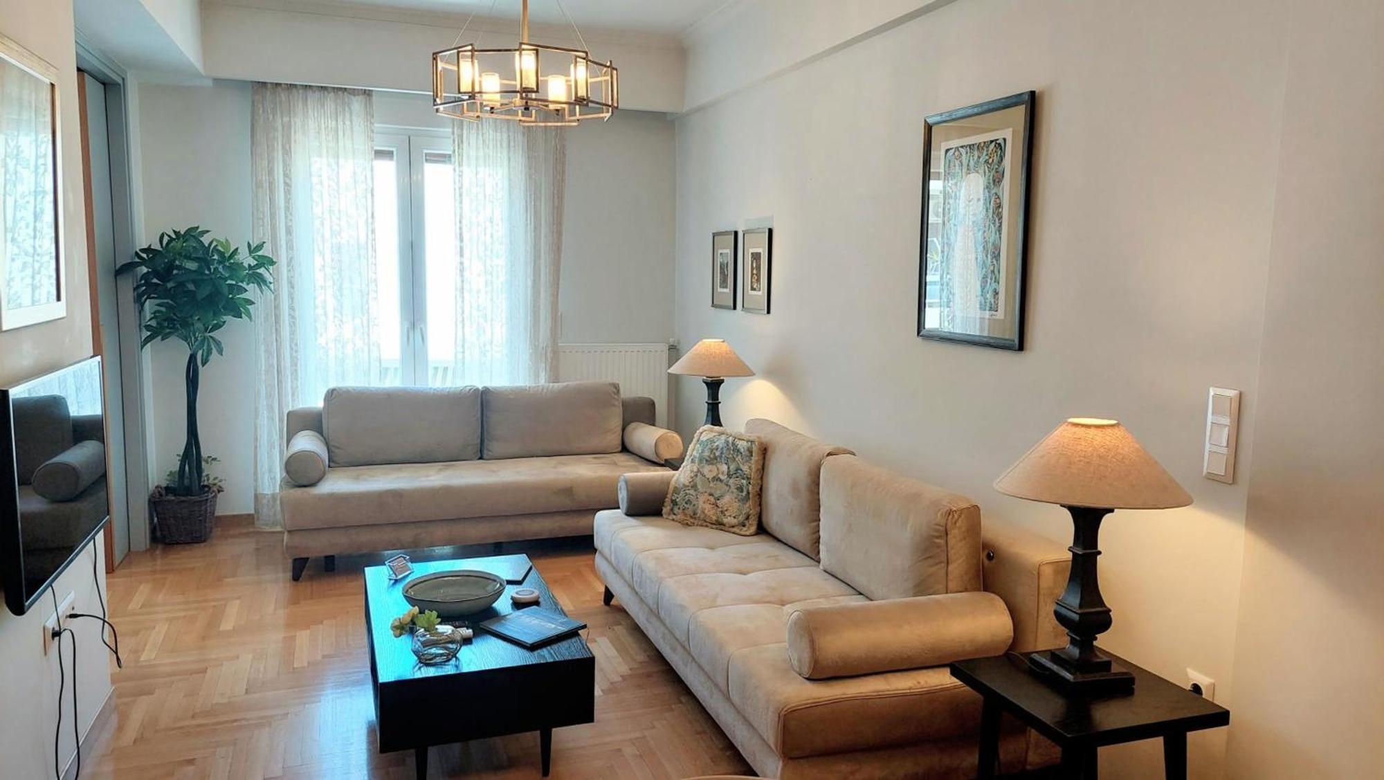 Elegant Apartment In Acropolis アテネ エクステリア 写真