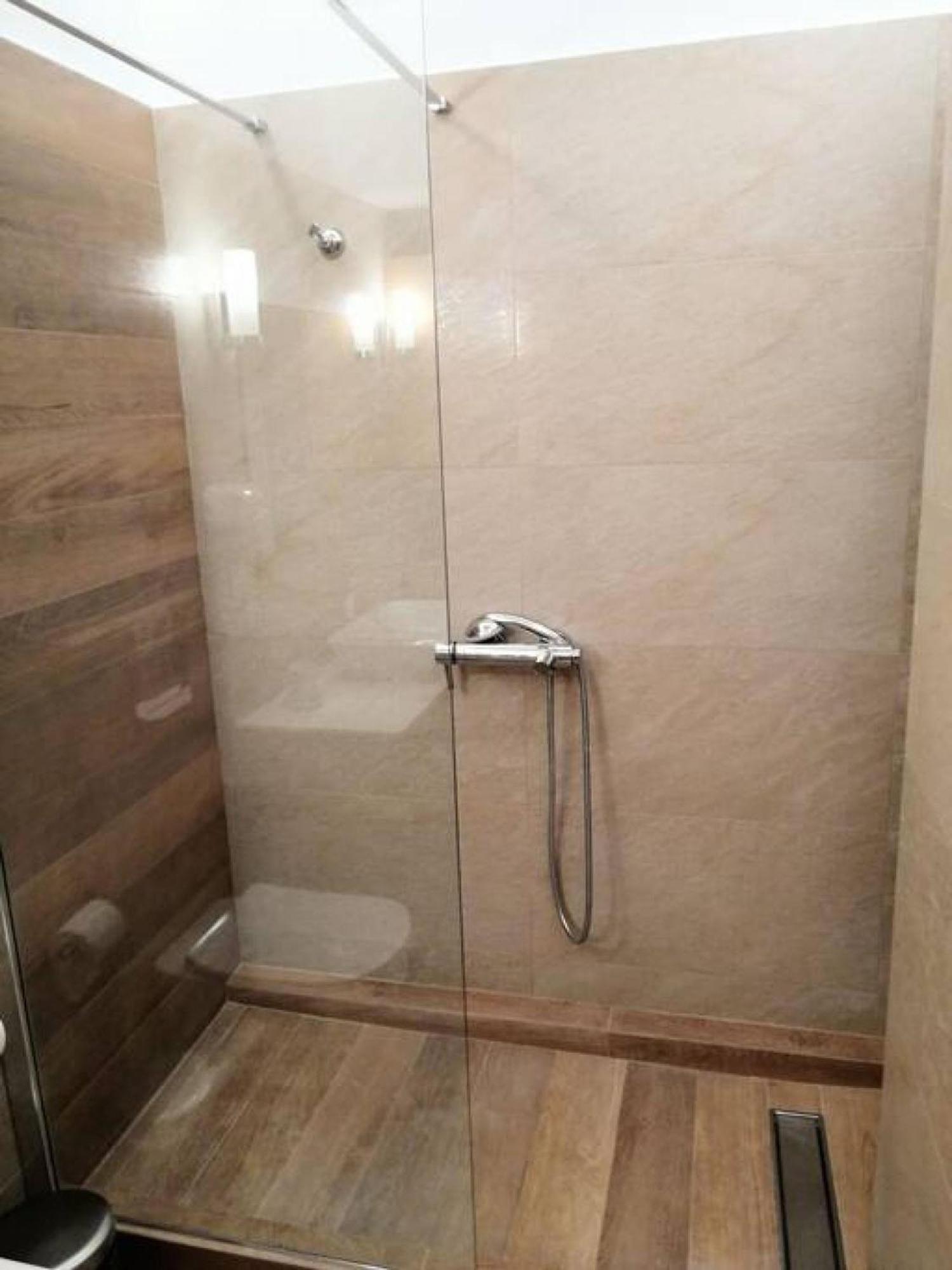 Elegant Apartment In Acropolis アテネ エクステリア 写真